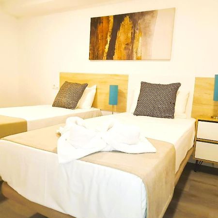 Ave Maria Apartment Мадрид Екстериор снимка
