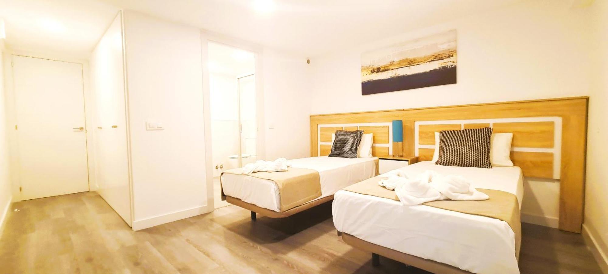 Ave Maria Apartment Мадрид Екстериор снимка